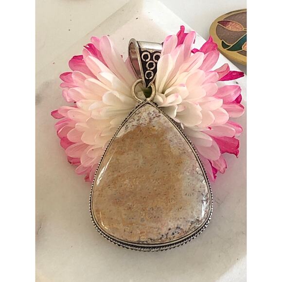 925 Sterling Fossil Large Coral Teardrop Pendant - Picture 2 of 6